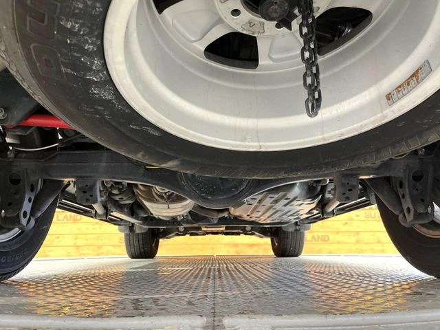 ����肪���ꂢ�Ȃ����ɁA�h�K���H�̎{�H���I�X�X���B�~��n��͂������A���ݕ��ɂ��Z���̕���A��Ń}�����E�E�B���^�[�X�|�[�c���������ɂ��D�]���������Ă���܂��B