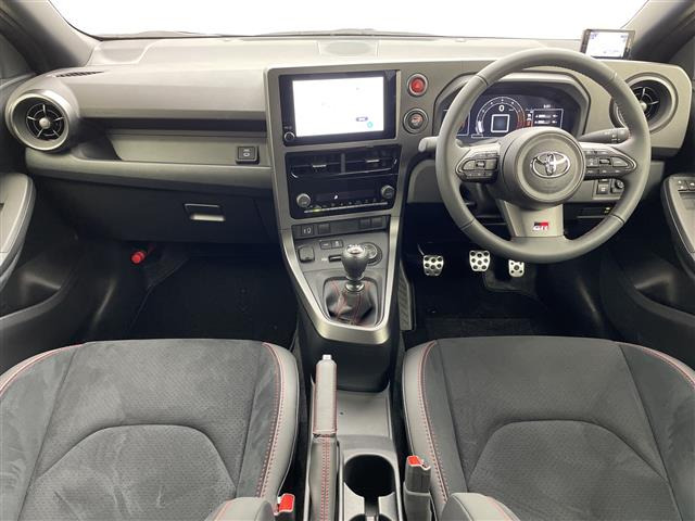 GRヤリス1.6 RZ ハイ パフォーマンス + エアロ パフォーマンス パッケージ 4WD