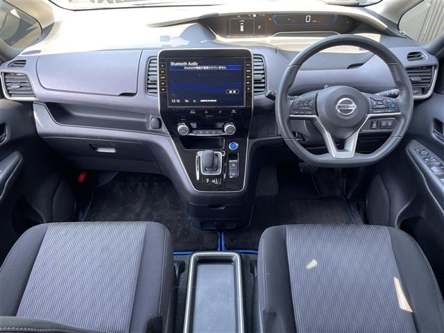 セレナ1.2 e-POWER ハイウェイスターV