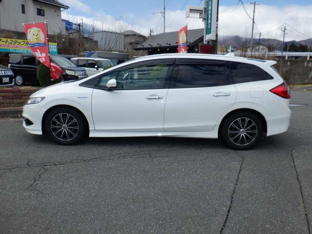 ジェイド1.5 ハイブリッドX