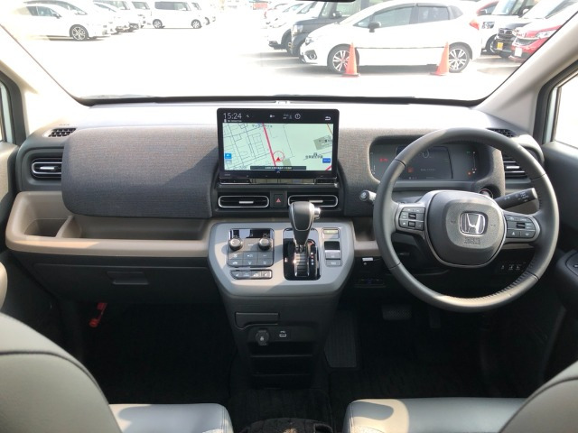 フリード1.5 e:HEV エアー EX