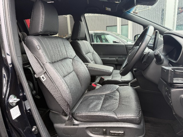 オデッセイ2.0 e:HEV アブソルート EX ブラックエディション