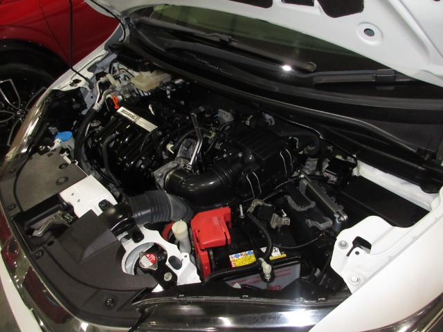 シャトル1.5 ハイブリッド X