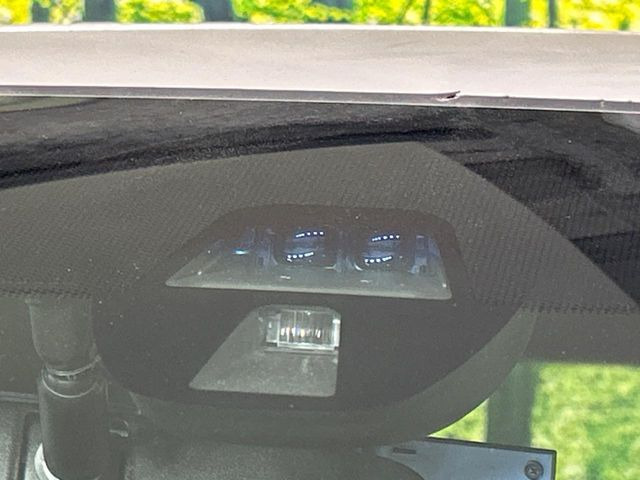 �y�V�e�B�u���[�L�A�N�e�B�u�V�X�e���z�ᑬ���s���ɑO���̎ԗ�����F�����A�Փ˂������Ȏ��͌x��ƃu���[�L�ŏՓˉ���Ɣ�Q�y�����A�V�X�g�B�����S�Ƀh���C�u�����y���݂��������܂��B