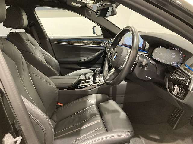 5シリーズセダン530e Mスポーツ