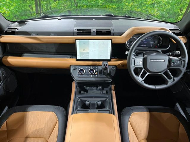 ディフェンダー110 X ダイナミック HSE 3.0L D300 ディーゼル 4WD