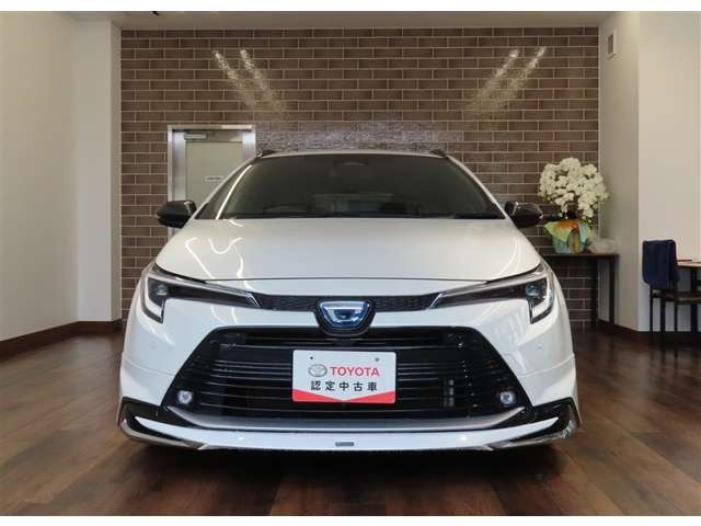 カローラツーリング1.8 ハイブリッド W×B E-Four 4WD