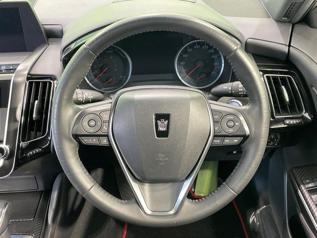 �y�����v�����X�e�A�����O�z�㎿�Ȋv���g�p���邱�ƂŁA��ɂ����������݂ƂĂ��^�]���₷���n���h���ł���