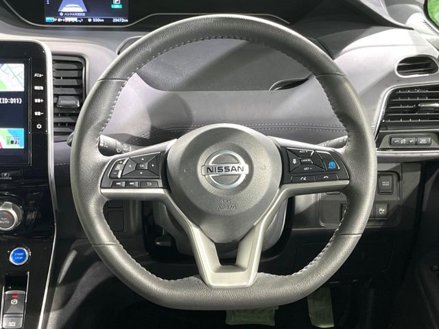 �y�����v�����X�e�A�����O�z�㎿�Ȋv���g�p���邱�ƂŁA��ɂ����������݂ƂĂ��^�]���₷���n���h���ł���