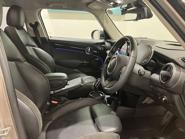 ミニクーパー S プレミアム プラスパッケージ DCT