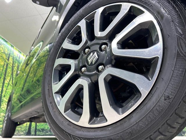 �y����15�C���`�A���~�z�C�[���z�O�ςɃ}�b�`���������A���~�z�C�[���𑕒����Ă���܂��B�e��ЊO�A���~�z�C�[����A�X�^�b�h���X�^�C�����戵�����Ă���܂��B���񂲑��k����������