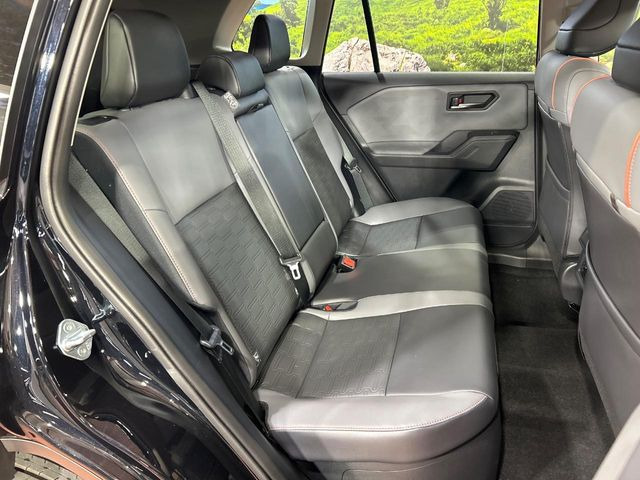 [���烌�U�[�V�[�g�z����̂ӂ���肪�e�ՂŃ����e�i���X�����ȒP�ȁA�@�\���ɗD��鍇����v���̗p�����㎿�ȃV�[�g�ł��B����S�n���悭�A���������ӂ��S�n�ǂ��ԓ���Ԃ����o���Ă���܂��B