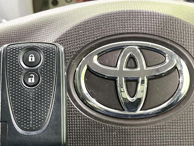 �y�X�}�[�g�L�[�z�J�o����|�P�b�g�ɓ��ꂽ�܂܂ł��h�A�̎{���E�������\�ȃX�}�[�g�L�[�𑕔��B�G���W���̃I���E�I�t�����J�M�����o���K�v����������Ƃ��Ă��֗��ł���