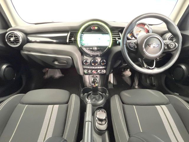 �A���ԃO���[�v���݌ɐ���2,000��!�S���̌n��X���烁�[�J�[�E�Ԏ��킸���Љ�o����̂ŁA���Ȃ��Ƀs�b�^���̂��Ԃ�������͂��ł���܂��͂��₢���킹��������