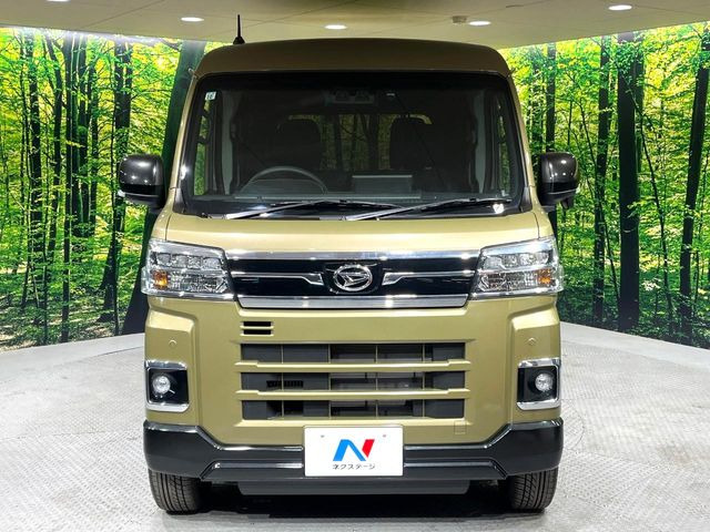 弊社では、全車『修復歴なし』のお車のみ取り扱っております。専任バイヤーによる厳選した仕入れの後、入庫後の車両チェックを行い、ネクステージが認定した高品質な中古車をご提供しております。