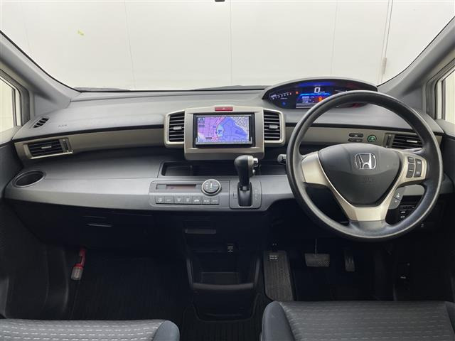 フリードスパイクハイブリッド1.5 ジャストセレクション