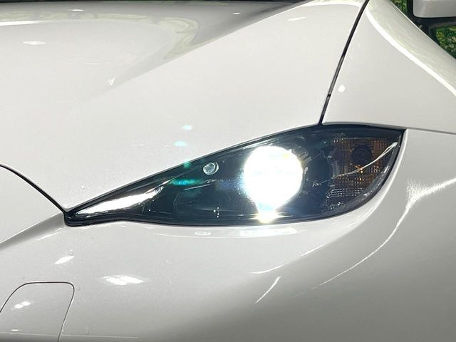 �yLED�w�b�h���C�g�z���V����ԑ��s�����ǍD�Ȏ��E���m�ۂ����S���ĉ^�]�ł��鍂�P�xLED�w�b�h���C�g�𑕔�!�_�����x�������A����d�͂��}�����Ă��܂��B