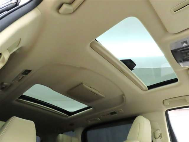 アルファードハイブリッド 2.5 G Fパッケージ E-Four 4WD