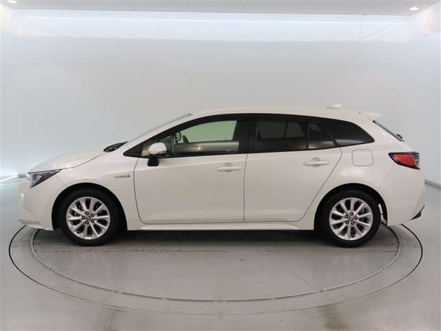 カローラツーリング1.8 ハイブリッド S