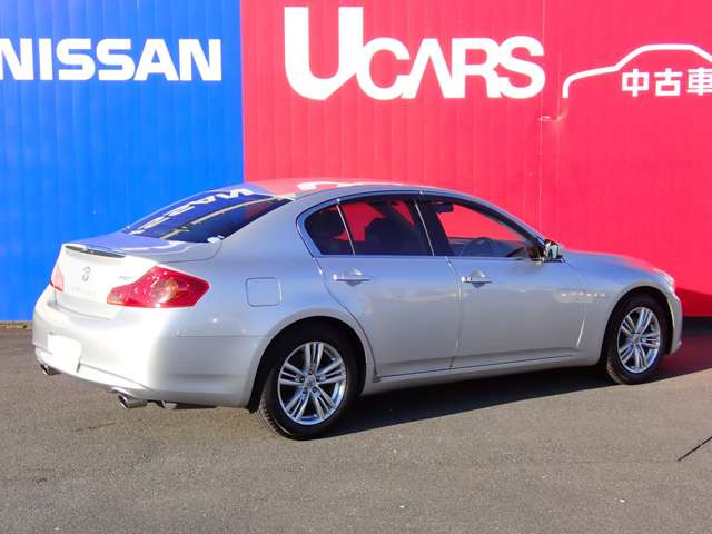 スカイライン2.5 250GT