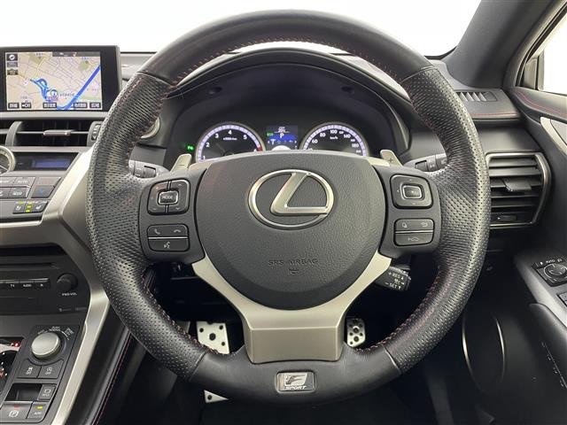 NX200t Fスポーツ