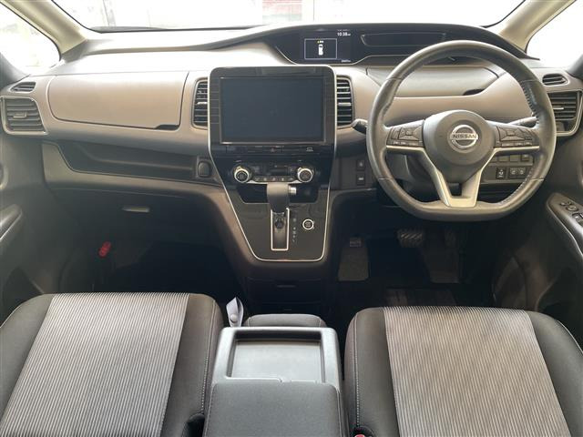 セレナ2.0 ハイウェイスターV