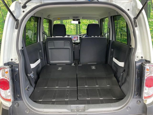 ���i�̂���������ʋ΁A���}���ɏ\���ȉ׎��X�y�[�X���m�ۂ��Ă���܂��B�Z�J���h�V�[�g��|���ƁA�傫�ȉו��̐ύڂ��\�ł���