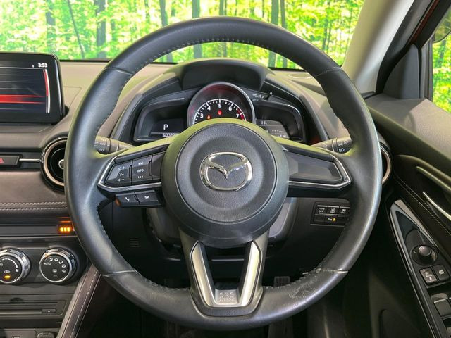 �y�����v�����X�e�A�����O�z�㎿�Ȋv���g�p���邱�ƂŁA��ɂ����������݂ƂĂ��^�]���₷���n���h���ł���