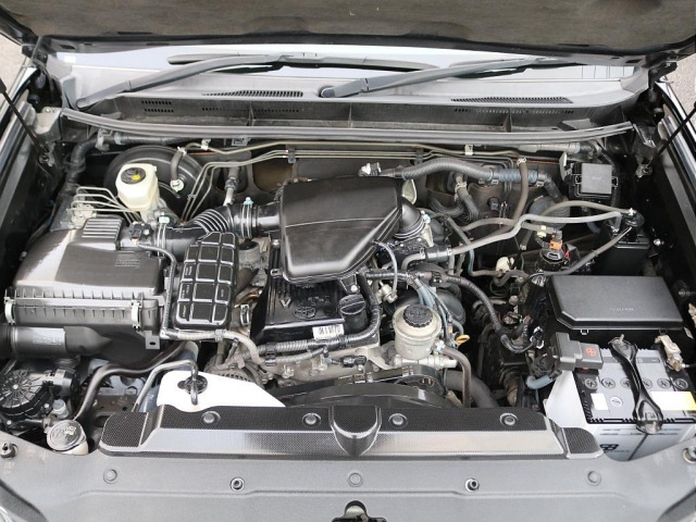 ランドクルーザープラド2.7 TX アルジェント クロス 4WD