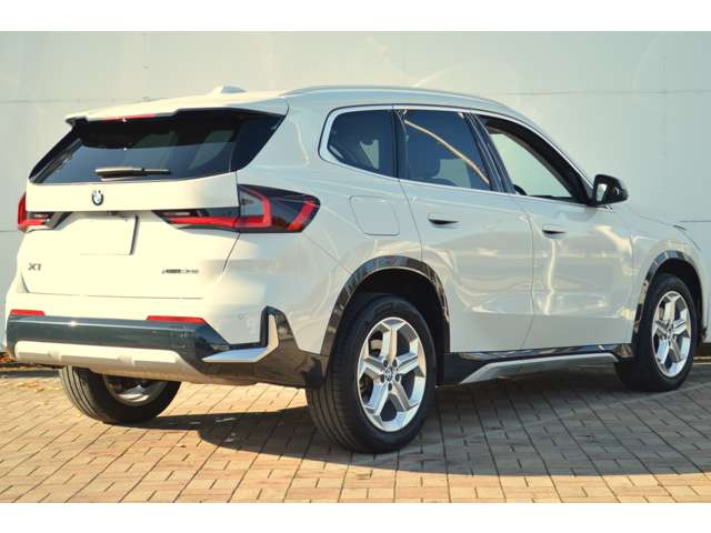 X1xドライブ 20i xライン DCT 4WD