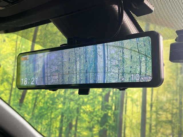 �y�f�W�^���C���i�[�~���[�z��Ȃ̑傫�ȉו��⓯��҂Ō�����m�F���Â炢���ł����S!�J�������B�e�����ԗ�����̉f�������[���~���[���ɕ\���B�N���A�Ȏ��E�ŏ󋵂̊m�F���\�ł�!