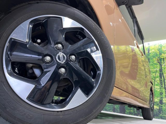 �y����14�C���`�A���~�z�C�[���z�O�ςɃ}�b�`���������A���~�z�C�[���𑕒����Ă���܂��B�e��ЊO�A���~�z�C�[����A�X�^�b�h���X�^�C�����戵�����Ă���܂��B���񂲑��k����������
