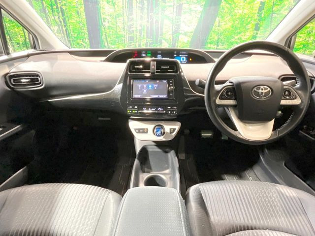 プリウス1.8 S セーフティ プラス