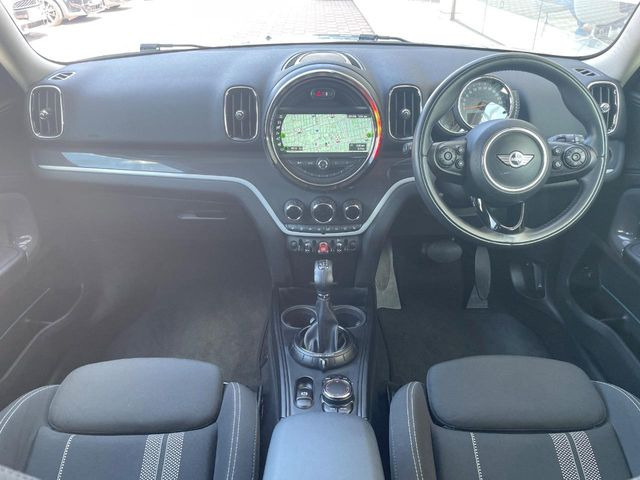 �A���ԃO���[�v���݌ɐ���2,000��!�S���̌n��X���烁�[�J�[�E�Ԏ��킸���Љ�o����̂ŁA���Ȃ��Ƀs�b�^���̂��Ԃ�������͂��ł���܂��͂��₢���킹��������