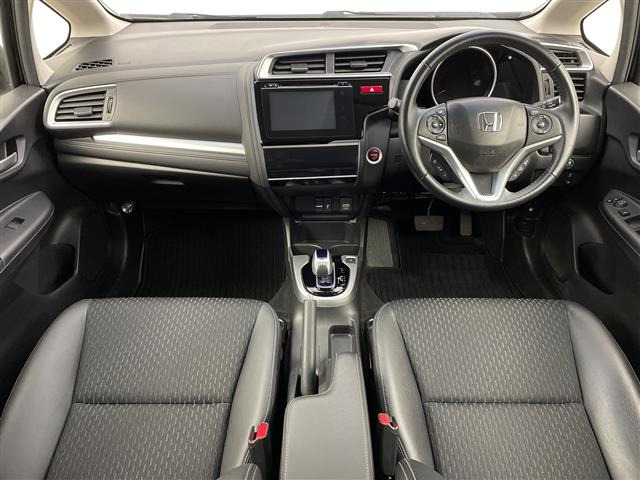 フィット1.5 ハイブリッド Lパッケージ