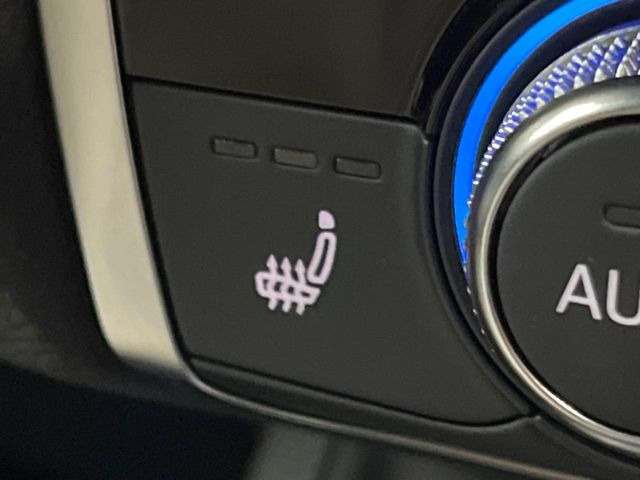 ���t�����g�V�[�g�q�[�e�B���O:�^�]�ȁE����ȋ��ɎO�i�K�Œ��߂��\�ȃV�[�g�q�[�^�[�𑕔����Ă���܂��B�G�߂��킸���K�ɂ��g�p���������܂��B