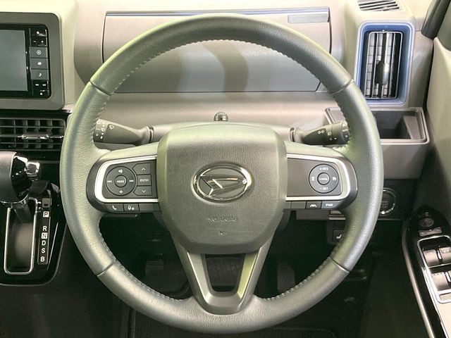 �y�����v�����X�e�A�����O�z�㎿�Ȋv���g�p���邱�ƂŁA��ɂ����������݂ƂĂ��^�]���₷���n���h���ł���