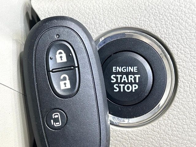 �y�L�[���X�X�^�[�g�V�X�e���z�J�o����|�P�b�g�ɓ��ꂽ�܂܂ł��h�A�̎{���E�������\�ȃX�}�[�g�L�[�𑕔��B�G���W���̃I���E�I�t�����J�M�����o���K�v����������Ƃ��Ă��֗��ł���