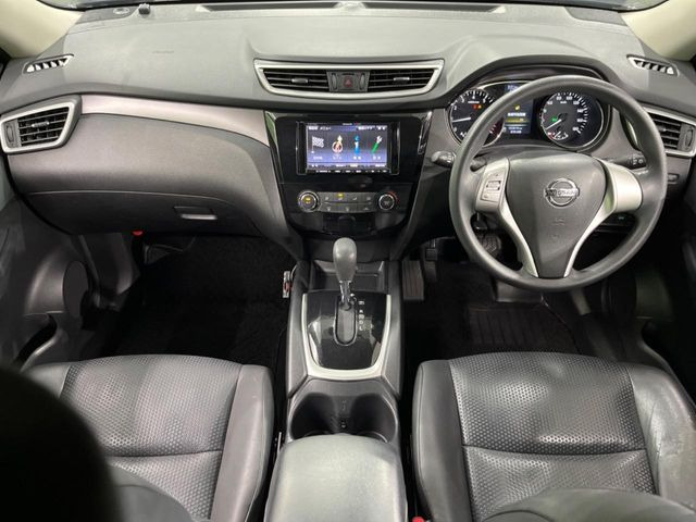 エクストレイル2.0 20S エマージェンシーブレーキパッケージ