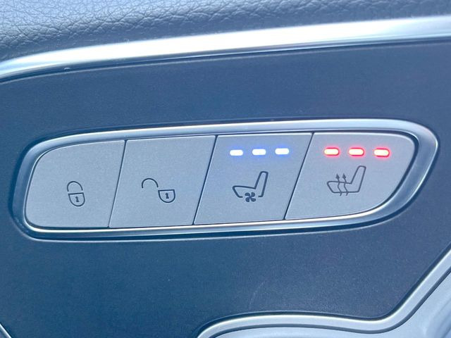 ●シートヒーター&ベンチレーション:冬は冷たく・夏は熱くなりやすいレザーシートのデメリットを軽減してくれます♪季節を問わず快適にお乗りいただけます♪