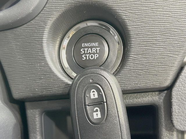 �y�L�[���X�X�^�[�g�V�X�e���z�J�o����|�P�b�g�ɓ��ꂽ�܂܂ł��h�A�̎{���E�������\�ȃX�}�[�g�L�[�𑕔��B�G���W���̃I���E�I�t�����J�M�����o���K�v����������Ƃ��Ă��֗��ł���