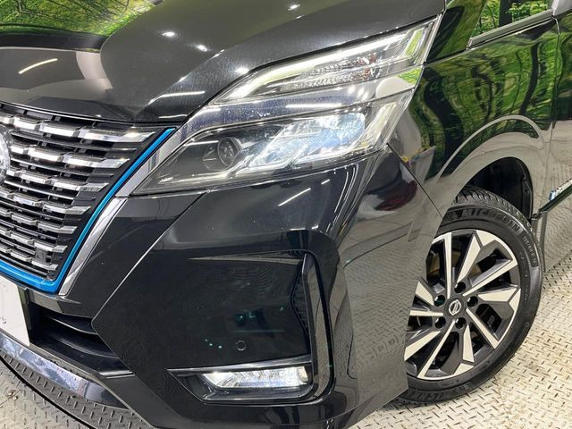 �yLED�w�b�h���C�g�z���V����ԑ��s�����ǍD�Ȏ��E���m�ۂ����S���ĉ^�]�ł��鍂�P�xLED�w�b�h���C�g�𑕔�!�_�����x�������A����d�͂��}�����Ă��܂��B