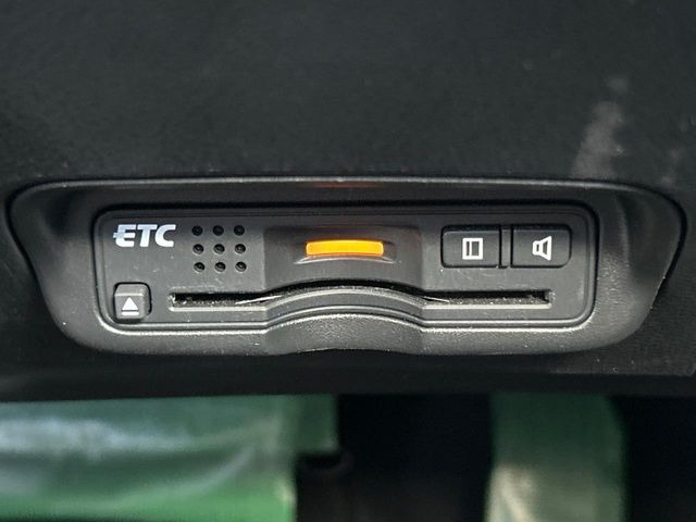 【ETC】高速道路の料金所をストレスなく通過!話題のスポットやサービスエリアに多い「スマートIC」利用時は必須のアイテムです。当店でセットアップを実施、ご納車当日からすぐにご利用いただけます!