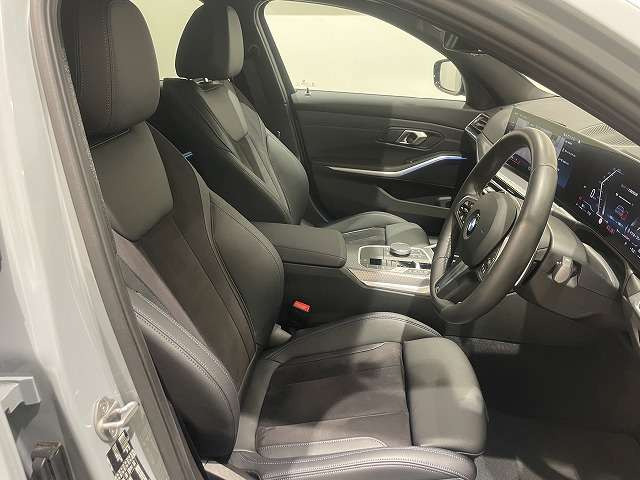 3シリーズセダン320d xドライブ Mスポーツ 4WD