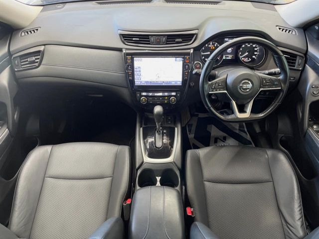 エクストレイル2.0 20Xi