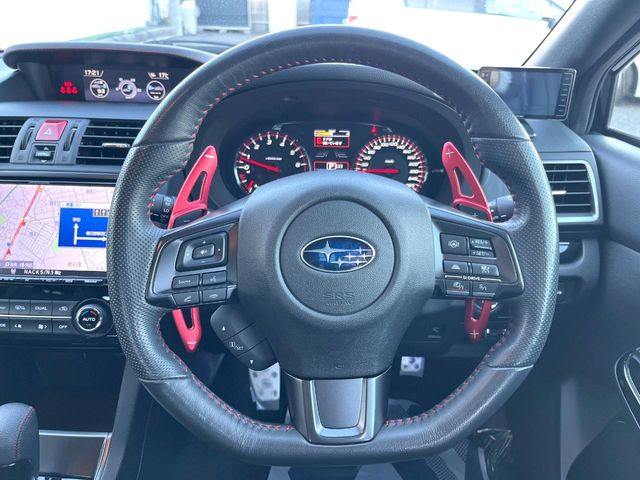 �y�����v�����X�e�A�����O�z�㎿�Ȋv���g�p���邱�ƂŁA��ɂ����������݂ƂĂ��^�]���₷���n���h���ł���