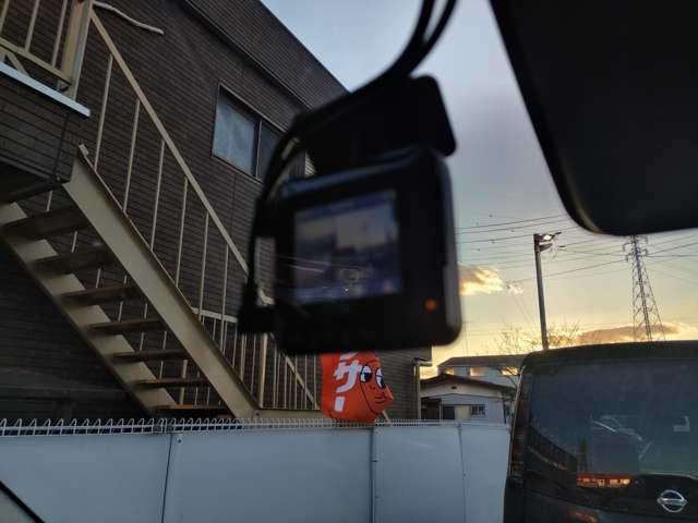 前後ドラレコ付き♪