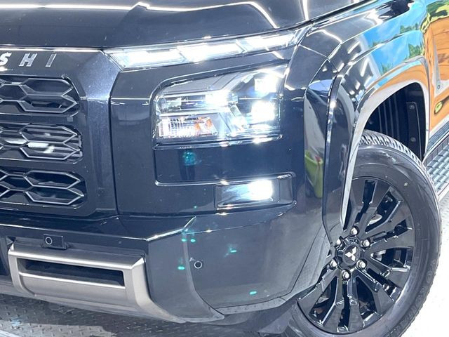 �yLED�w�b�h���C�g�z���V����ԑ��s�����ǍD�Ȏ��E���m�ۂ����S���ĉ^�]�ł��鍂�P�xLED�w�b�h���C�g�𑕔�!�_�����x�������A����d�͂��}�����Ă��܂��B