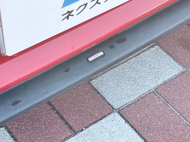 【STIエアロ】人気のSTIエアロを装備!クルマの外観がよりスタイリッシュになり、街中で存在感あふれる1台に♪将来買い替える時にもリセールに影響しやすく、価値ある人気の装備です!