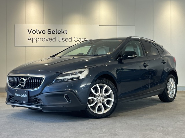 V40クロスカントリーD4 サマム ディーゼル